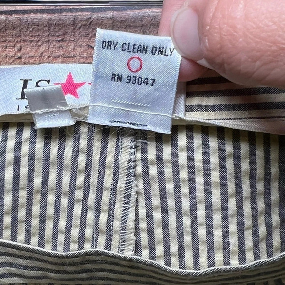 🌻 Isaac Mizrahi 90s Seersucker Pencil Skirt Buttoned Side Closure size 8 vintage - Picture 6 of 7